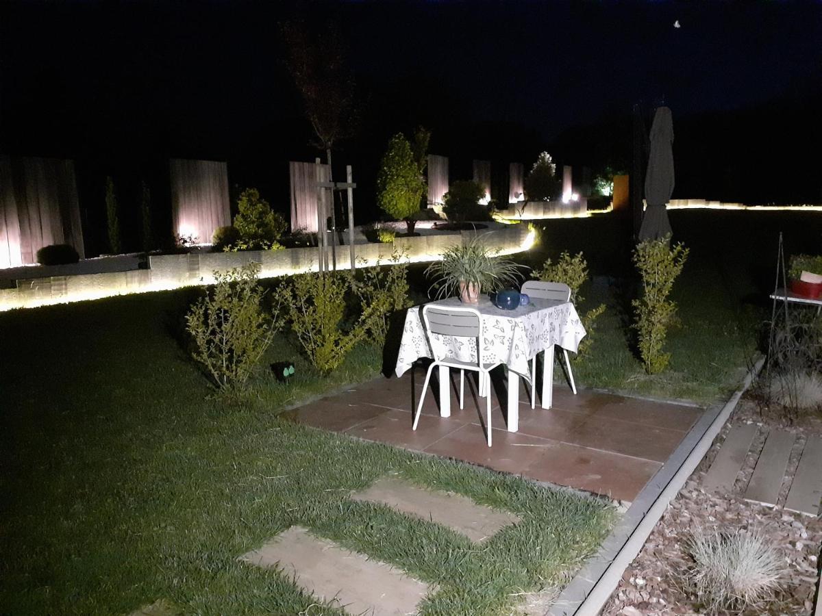 Le Jardin Des Pies Manspach Exterior foto